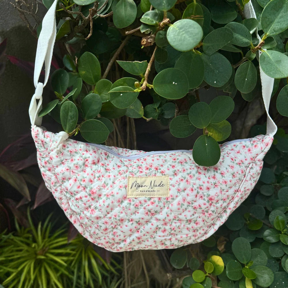 Moon Nude Handmade Peony Mini Shoulder Bag